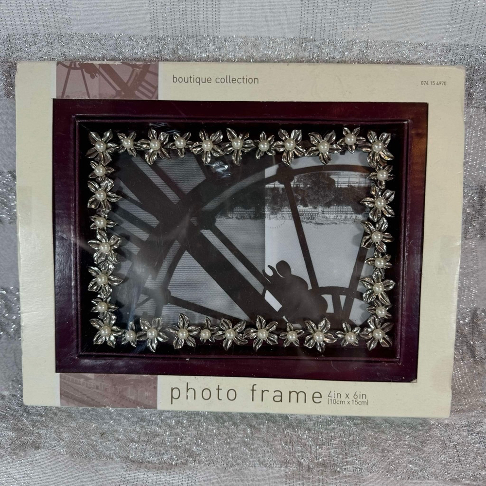 Elegant 4x6 Photo Picture Frame Boutique Collection (New in Box) Floral